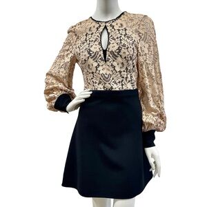 ALEXIS beautiful dress with exposed back very flattering